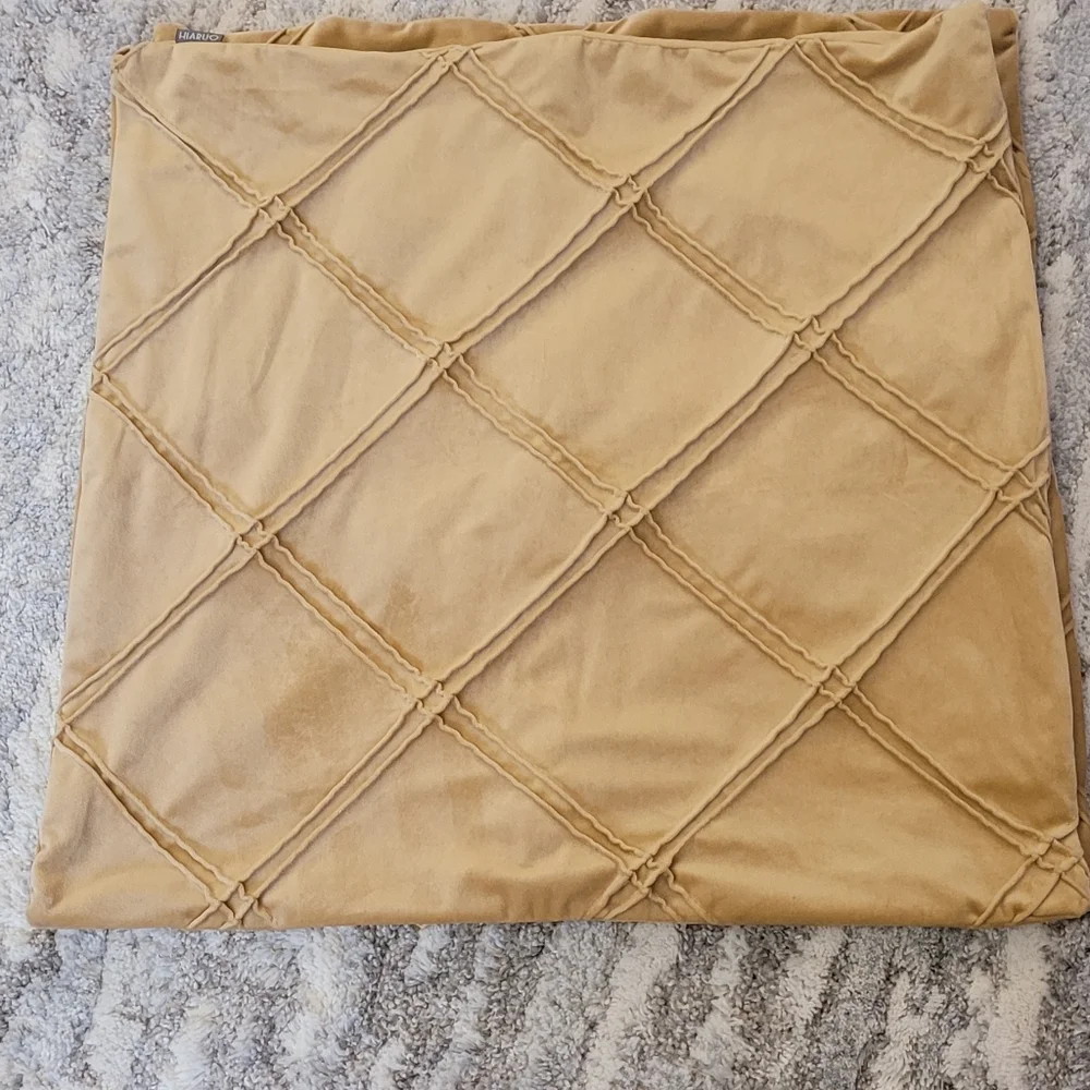 Big throw pillowcase, gold color 23